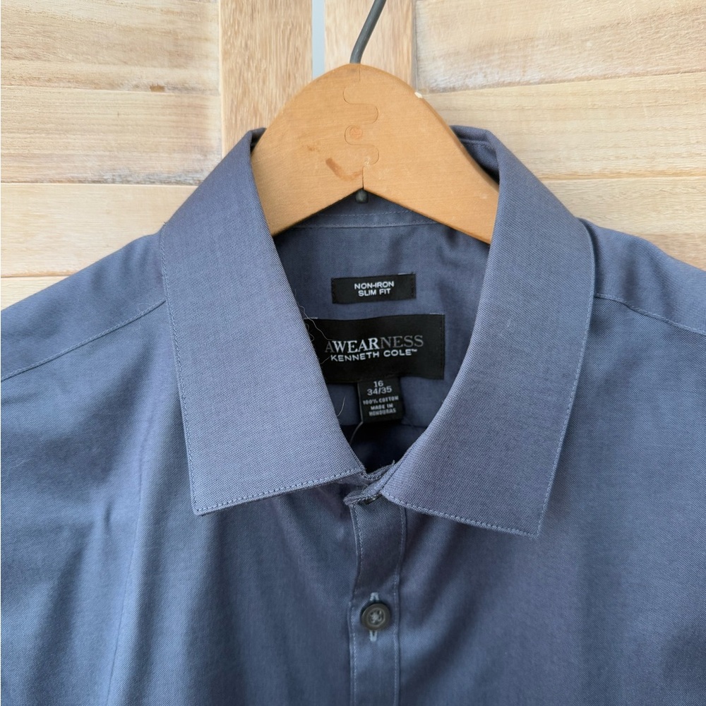 Kenneth Cole Awareness NWT Men’s slim fit button down Shirt Work Office Business